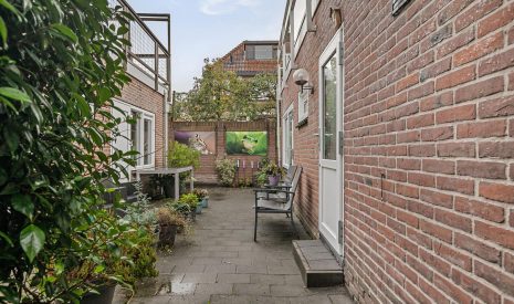 Te koop: Foto Woonhuis aan de Nieuwstraat 8 in Alphen aan den Rijn