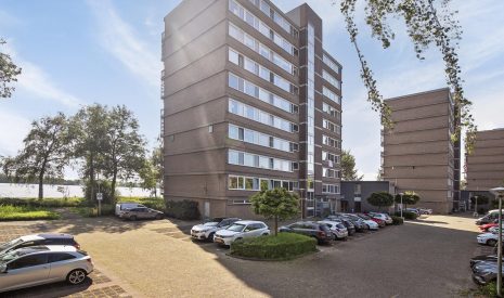 Te koop: Foto Appartement aan de Saffierstraat 1 in Alphen aan den Rijn