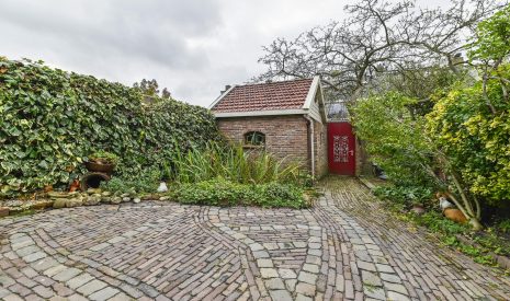 Te koop: Foto Woonhuis aan de Van Poelgeestlaan 17 in Leiderdorp