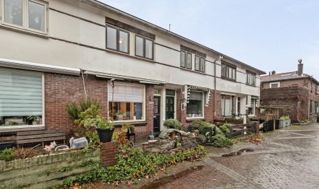 Te koop: Foto Woonhuis aan de Leliestraat 23 in Alphen aan den Rijn