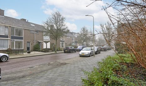 Te koop: Foto Woonhuis aan de Constantijn Huygenslaan 25 in Uithoorn