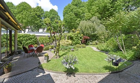Te koop: Foto Woonhuis aan de Van der Leeplein 4 in Aarlanderveen