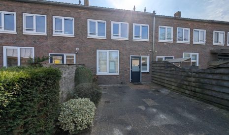 Te koop: Foto Woonhuis aan de Jan van Banningstraat 5 in Zoeterwoude
