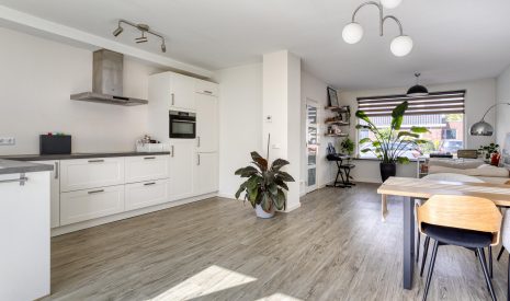 Te koop: Foto Woonhuis aan de Reigerstraat 20 in Alphen aan den Rijn