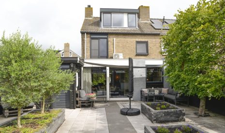Te koop: Foto Woonhuis aan de Chrysantenstraat 23 in Noorden